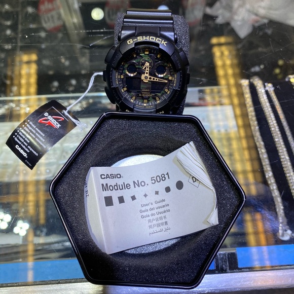 Watch - Picture 2 of 2